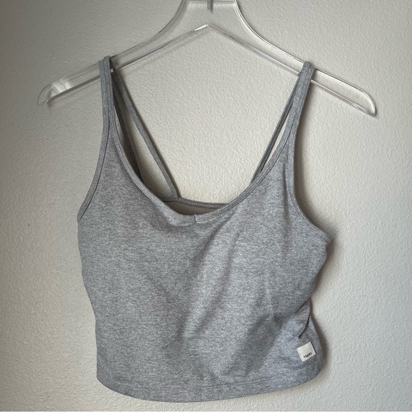 Chic Gray Cropped Tank Top - Picture 1 of 3